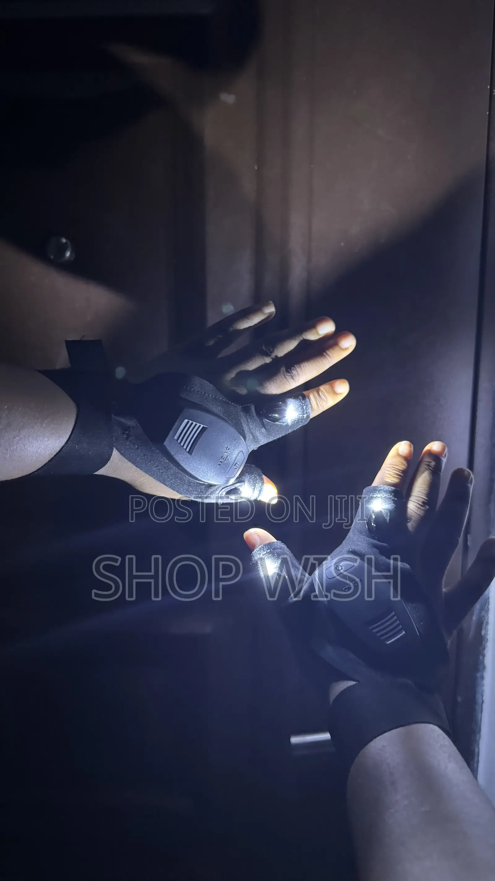 Led Glove For Midnight Repairs