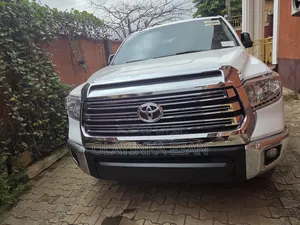 Toyota Tundra 2016 White