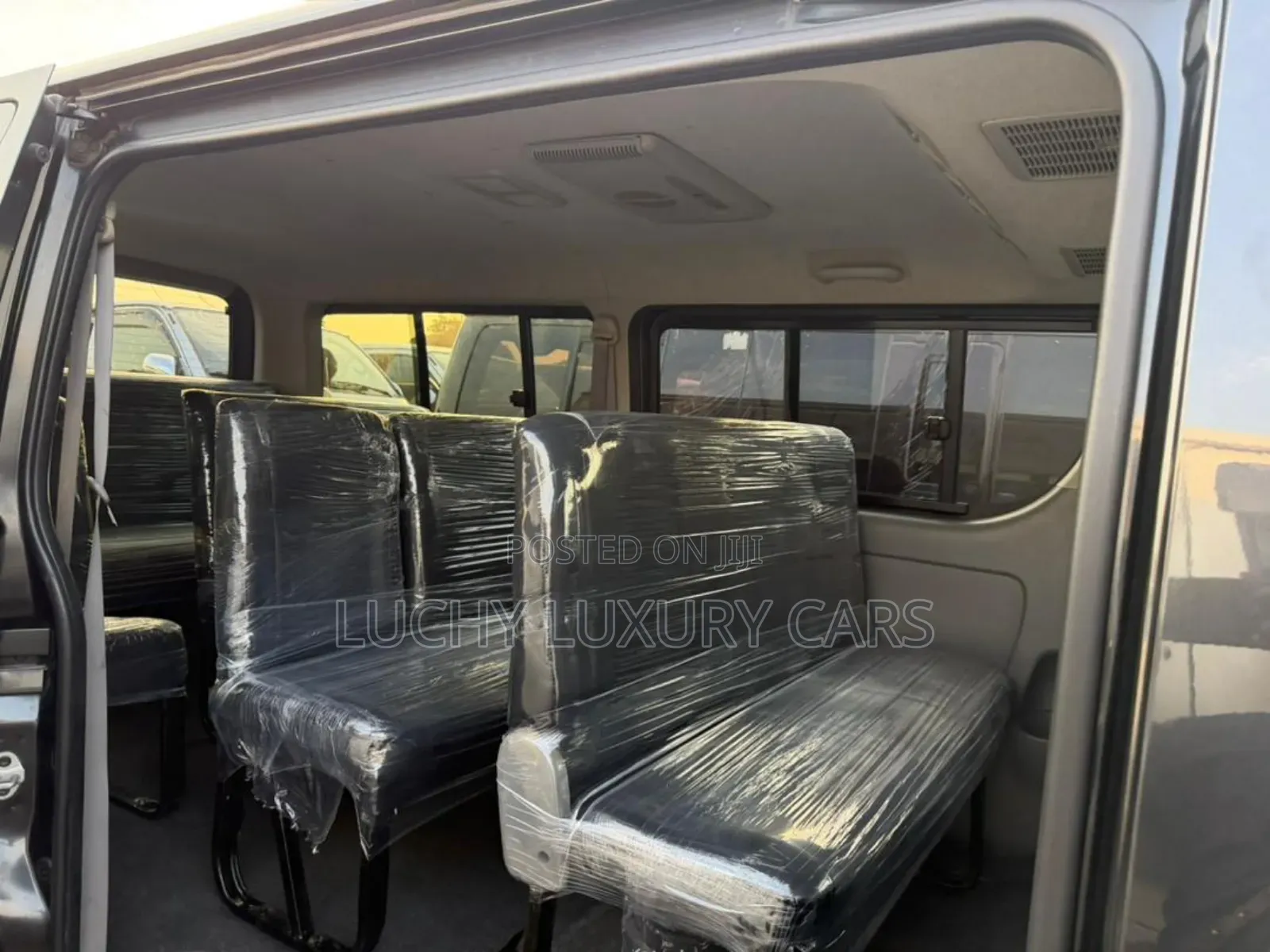 Toyota HiAce 2010 Grey