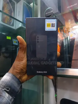 New Samsung Galaxy S24 256 GB Green