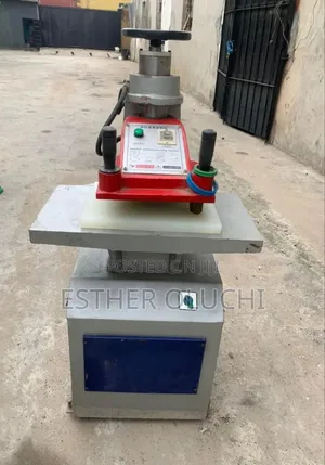 Hydraulic Nylon Punching Machine