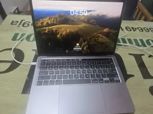 Laptop Apple MacBook Pro 2022 M2 8GB Apple M2 SSD 256GB
