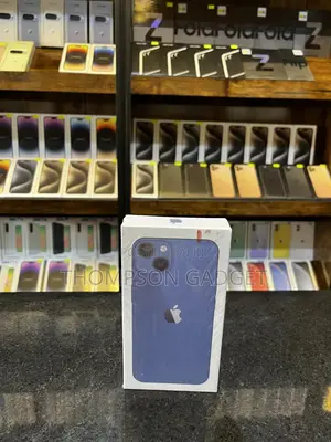 New Apple iPhone 13 128 GB Blue