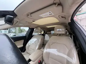 Mercedes-Benz GLA 250 2016 Gray