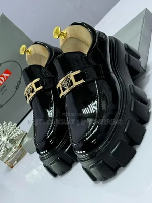High Quality Prada Shoe