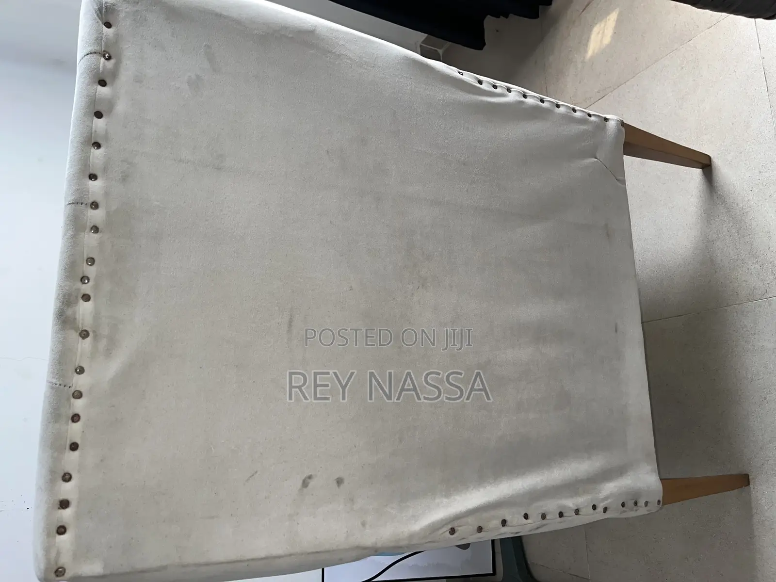 Single Sofa