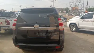 Toyota Land Cruiser Prado 2018 Black
