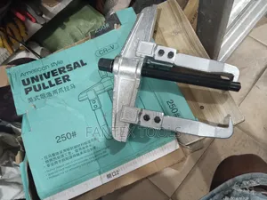 Universal Puller 250 Mm (10").