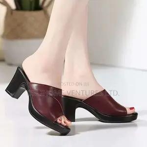 Female Wedge Slippers