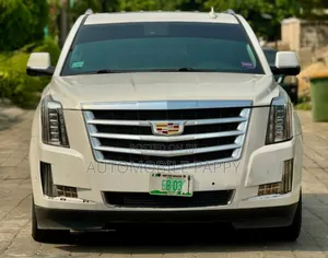 Cadillac Escalade 2018 White