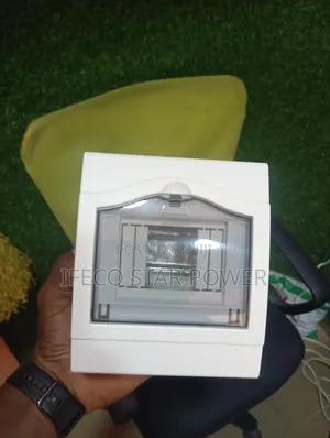 Plastis Box With Glass 4way