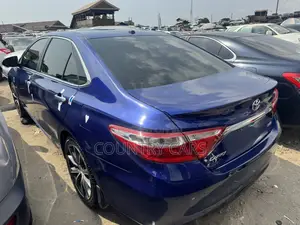 Toyota Camry XSE V6 4dr Sedan (3.5L 6cyl 6A) 2016 Blue