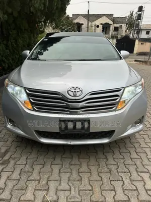 Toyota Venza V6 AWD 2010 Silver