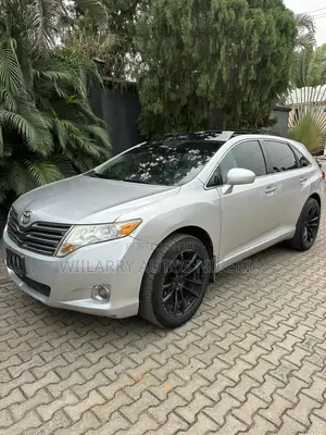 Toyota Venza V6 AWD 2010 Silver