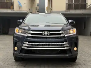 Toyota Highlander 2017 Blue