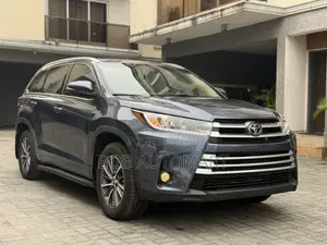 Toyota Highlander 2017 Blue
