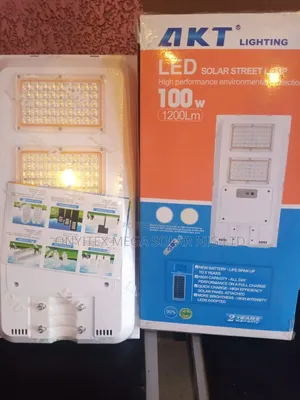 Akt Solar Lighting Street Light 100watts With Warranty
