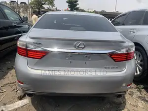 Lexus ES 2014 Silver