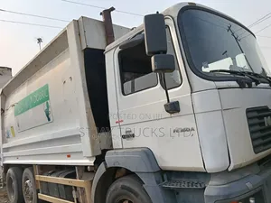 Mandiesel Waste Compactor