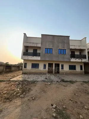 3bdrm Duplex in Kaura for sale