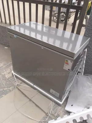 Lg Chest Freezer 350litre In-door Glass Storage  Ice Block Maker> 2yrs