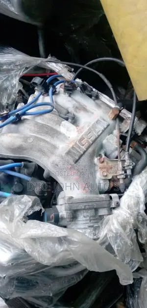 Complete Engine for Nissan Pathfinder and Xterra 2000 to 2002 3.3