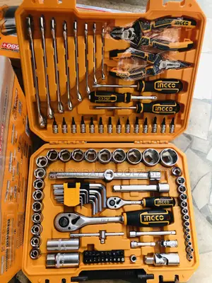 100pcs Ingco Socket Set