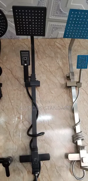 High Quality Black Standing Shower Set