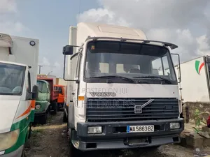Volvo Fl6 10bolt 2013 White