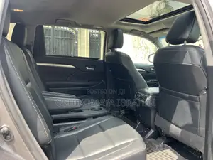 Toyota Highlander 2017 Green
