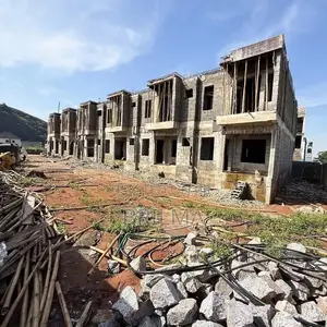 4bdrm Duplex in Katampe for sale