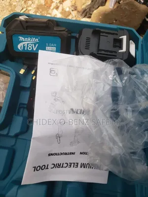 Makita Cordless Impact Wrench 118v