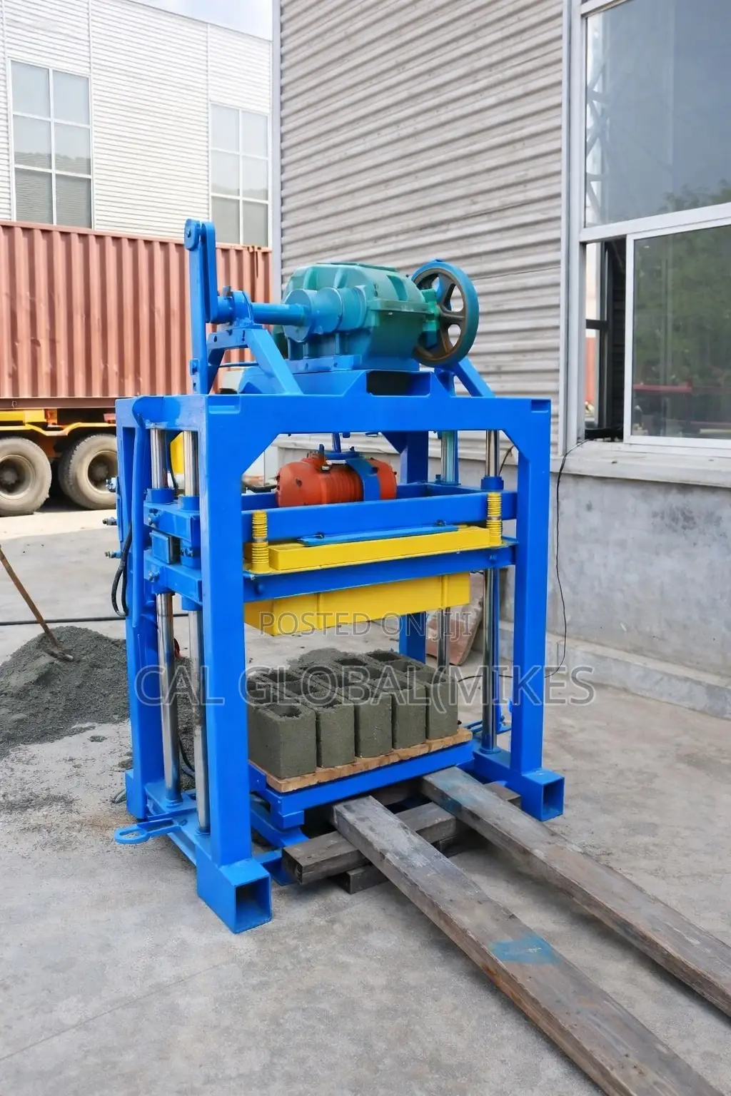 Block Molding Machine
