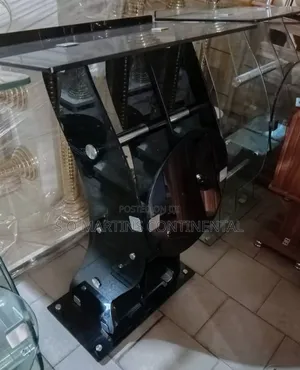 Durable Modern Glass Church Pulpit
