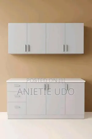 Up and Down Kitchen