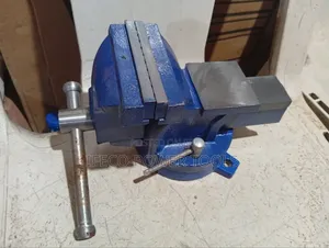 Bench Vise 4"