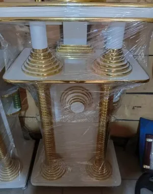 Standard Quality Modern Golden Church Pulpits