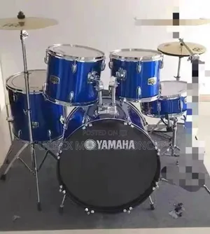 Yamaha 5 Set Drum With Original Cymbal and Double Cymbal