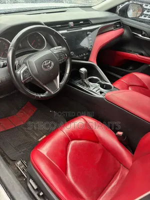 Toyota Camry 2018 White