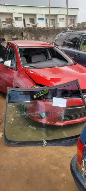 Toyota Corolla 2015 Windscreen Glass Available
