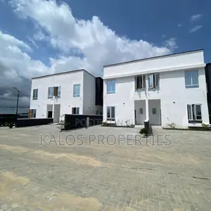 3bdrm Townhouse/Terrace in Capital Loft Phase 1, Ibeju for sale