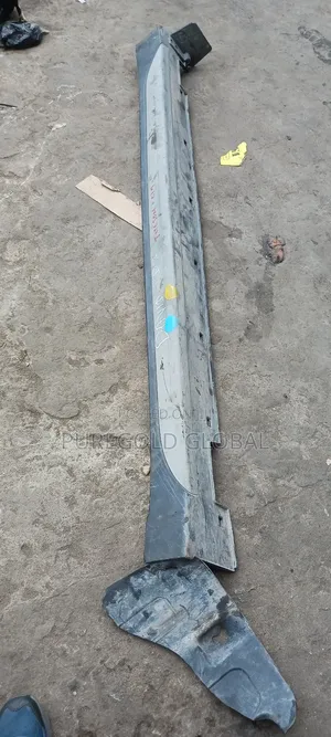 Tucson 2018 Model Step Board Chrome