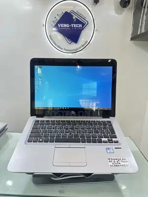 Laptop HP EliteBook 820 G3 8GB Intel Core I5 SSD 256GB