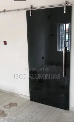 Frameless Door