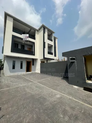 5bdrm Duplex in Lekki Phase 1 for sale