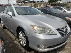 Lexus ES 350 2010 Silver