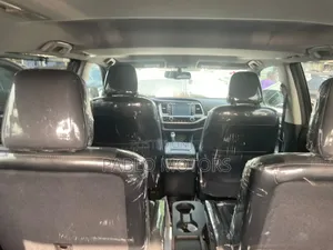 Toyota Highlander Limited V6 4x4 (3.5L 6cyl 6A) 2016 Maroon