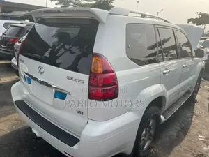 Lexus GX 470 Sport Utility 2005 White