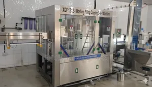 Automatic Water Bottling Machine for Rinsing , Filling and Capping