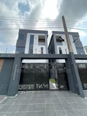 5bdrm Duplex in Lekki Phase 1 for sale